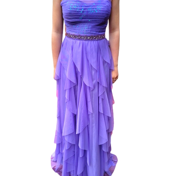 Beautiful Formal Dynamite Dress - Picture 1 of 4